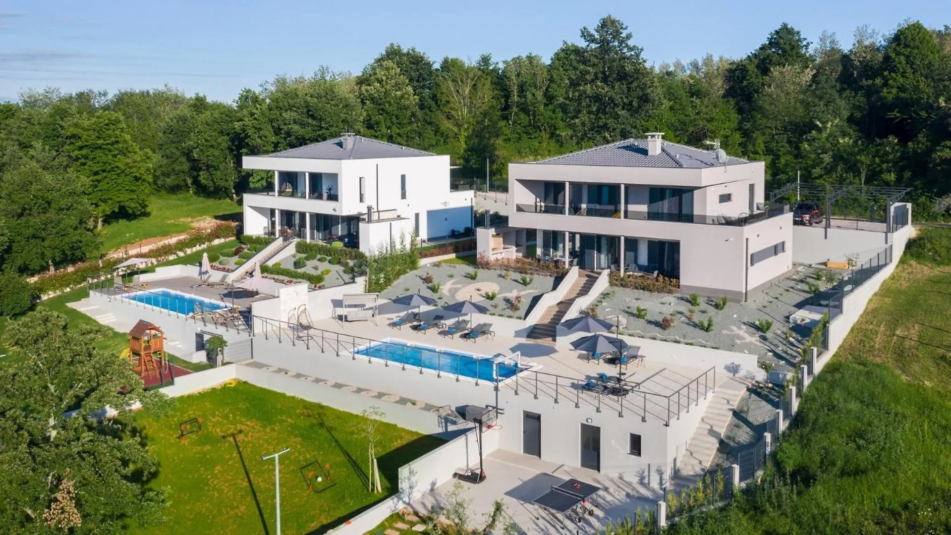 Villa Callista Ruzici  招待所